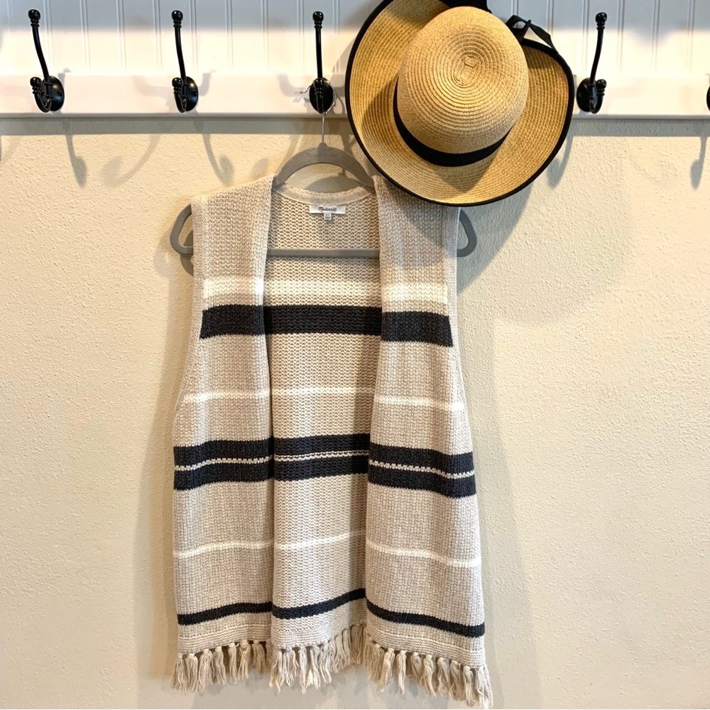 Never-worn Madewell Coastward Fringe Sweater-Vest